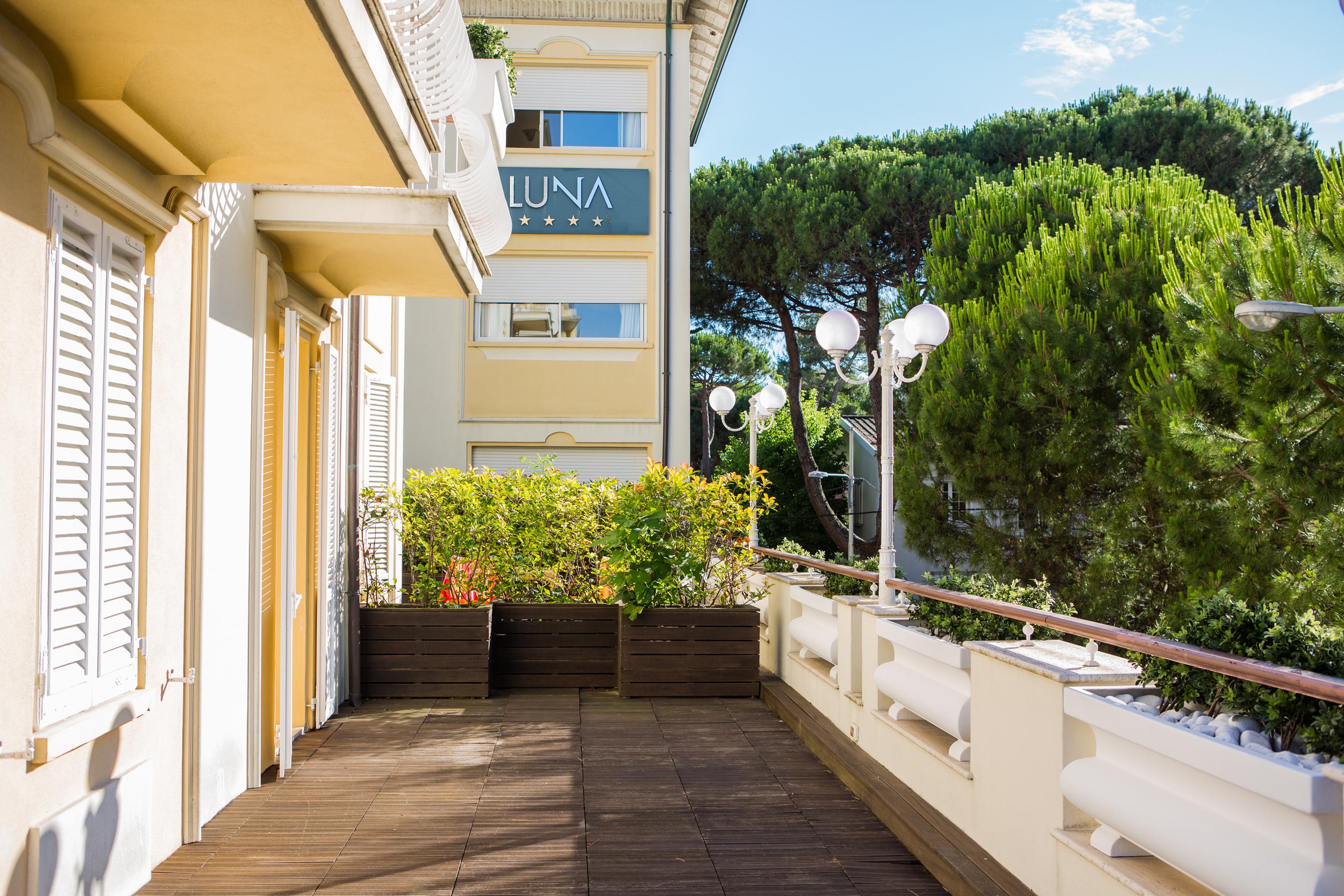 Hotel Luna Riccione E Aqua Spa Only Adults +12 Exterior foto
