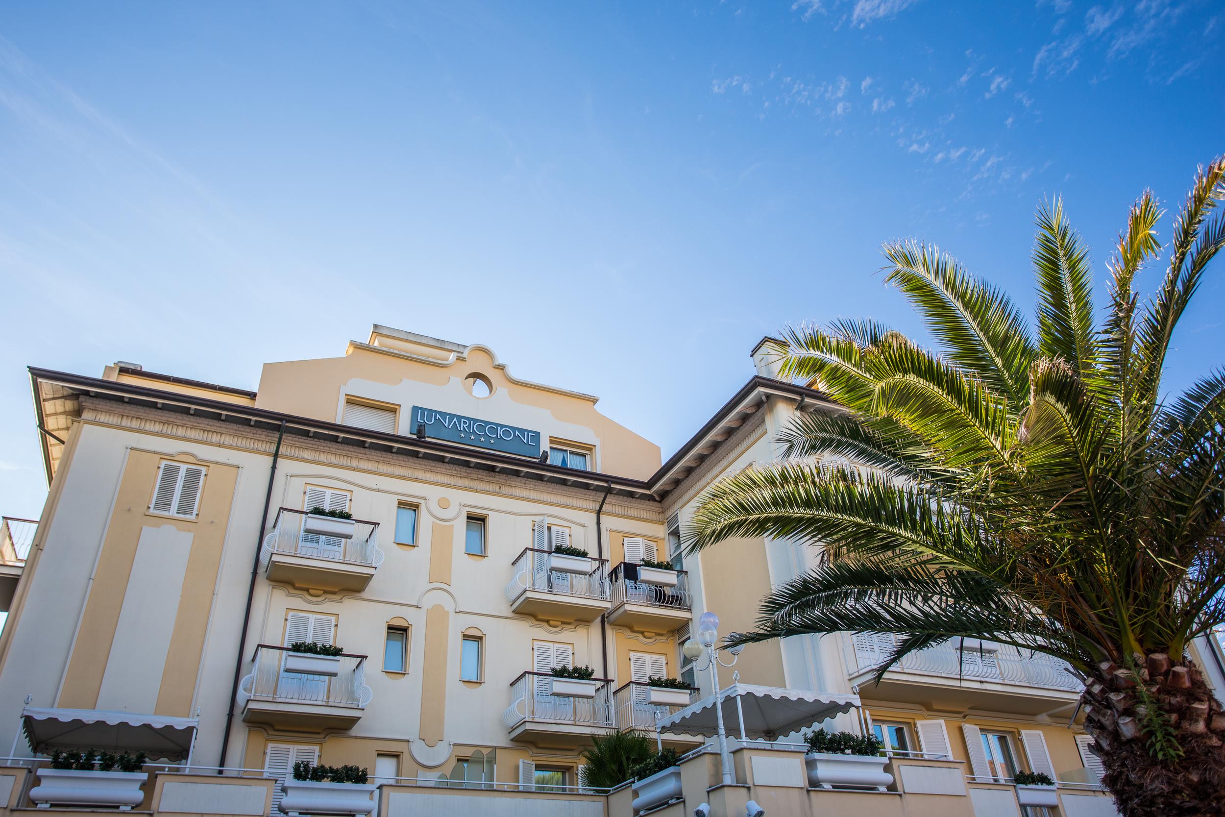 Hotel Luna Riccione E Aqua Spa Only Adults +12 Exterior foto