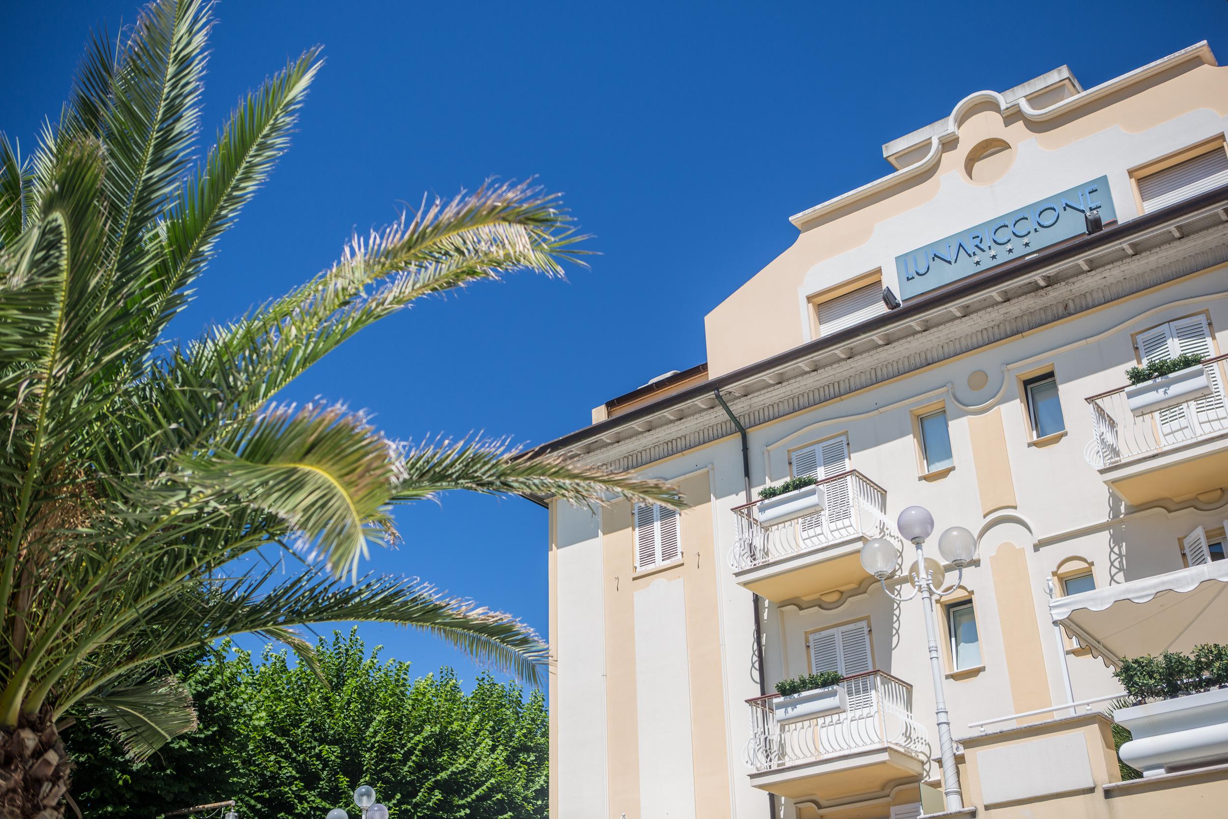 Hotel Luna Riccione E Aqua Spa Only Adults +12 Exterior foto