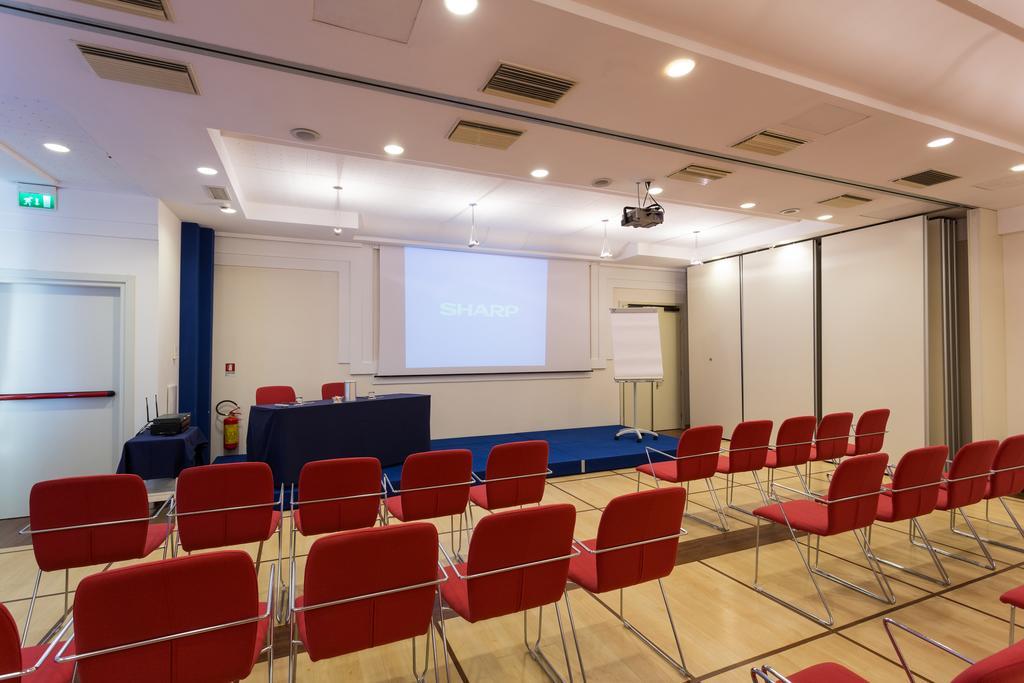 Hotel Luna Riccione E Aqua Spa Only Adults +12 Exterior foto