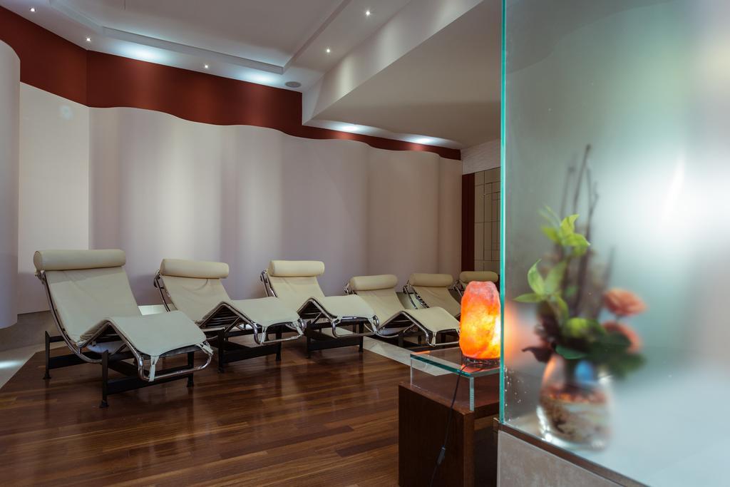 Hotel Luna Riccione E Aqua Spa Only Adults +12 Exterior foto