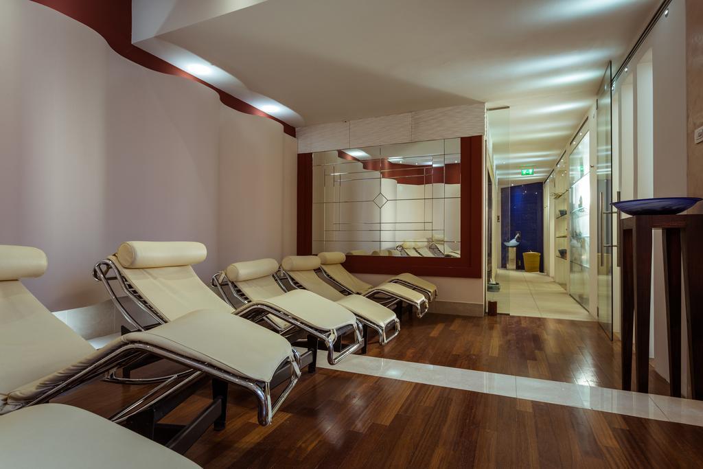 Hotel Luna Riccione E Aqua Spa Only Adults +12 Exterior foto